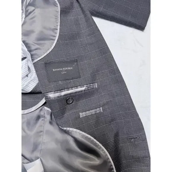 Banana Republic Slim Fit Mens Suit 42L 37x31 Gray Prince of Wale Glen Plaid